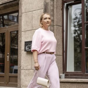 Iš trūkumo į pilnatvę